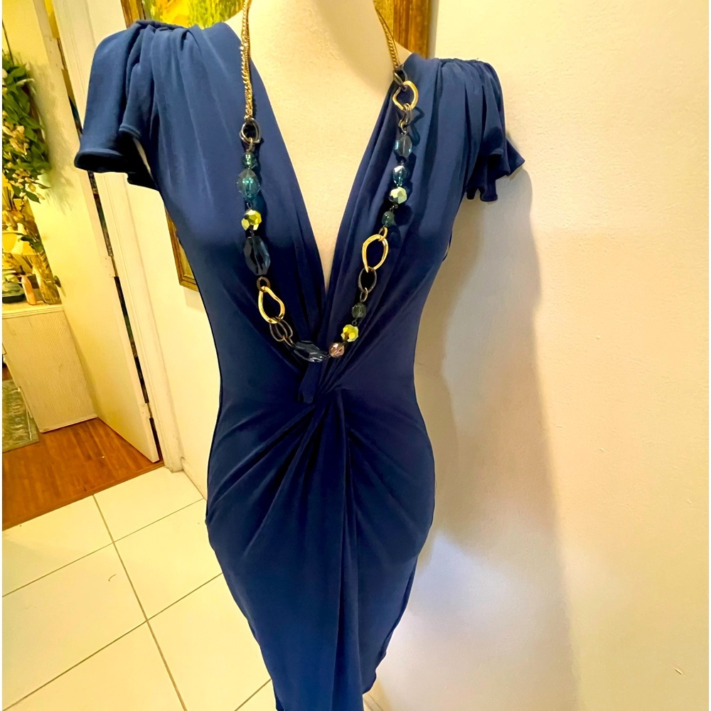 New Just Taylor Deep Plunge Fitted Navy Dress Ruched cap Sleeves Size 8